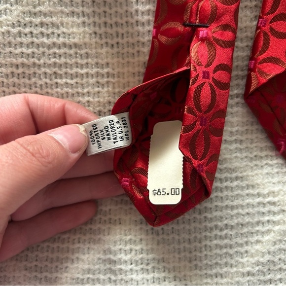 NWT IKE Behar 100% Silk Tie Red Made in the U.S.A. Special Occasion Business - Picture 5 of 5